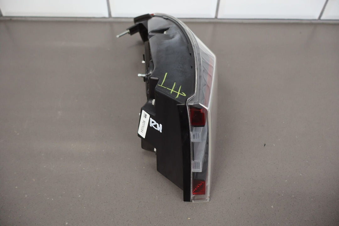 2012-2020 Tesla Model S Right RH (Quarter Mounted) Tail Light (6005919-00-C)