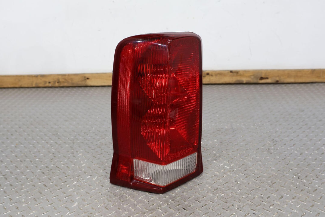 02-06 Cadillac Escalade Left LH Rear OEM Tail Light Lamp (Tested) Solid Mount