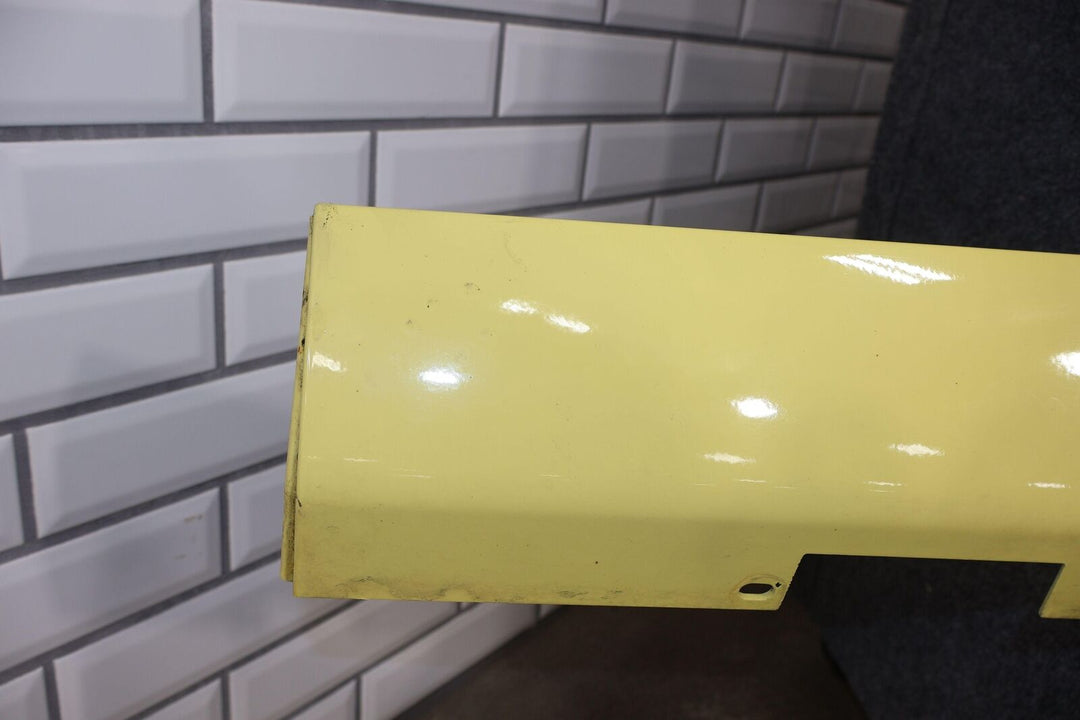 02-05 Ford Thunderbird Passenger Right Lower Rocker Moulding -Inspiration Yellow