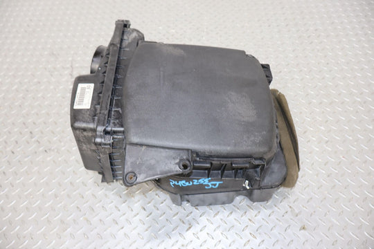 00-05 Buick Park Avenue Ultra 3.8L Supercharged Airbox (257618 Delphi)