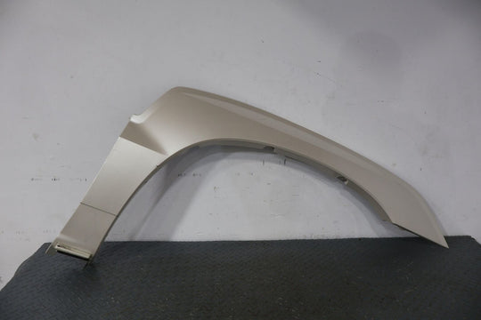 02-06 Cadillac Escalade Passenger Right Front Fender Flare (White Diamond 98U)