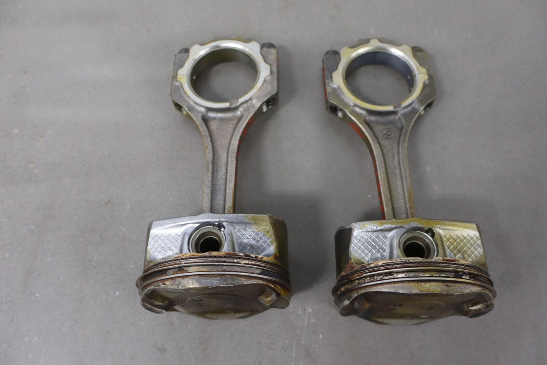 2019 Lexus GX460 4.6L DOHC V8 1URFE Set of 8 Connecting Rods & 8 Pistons