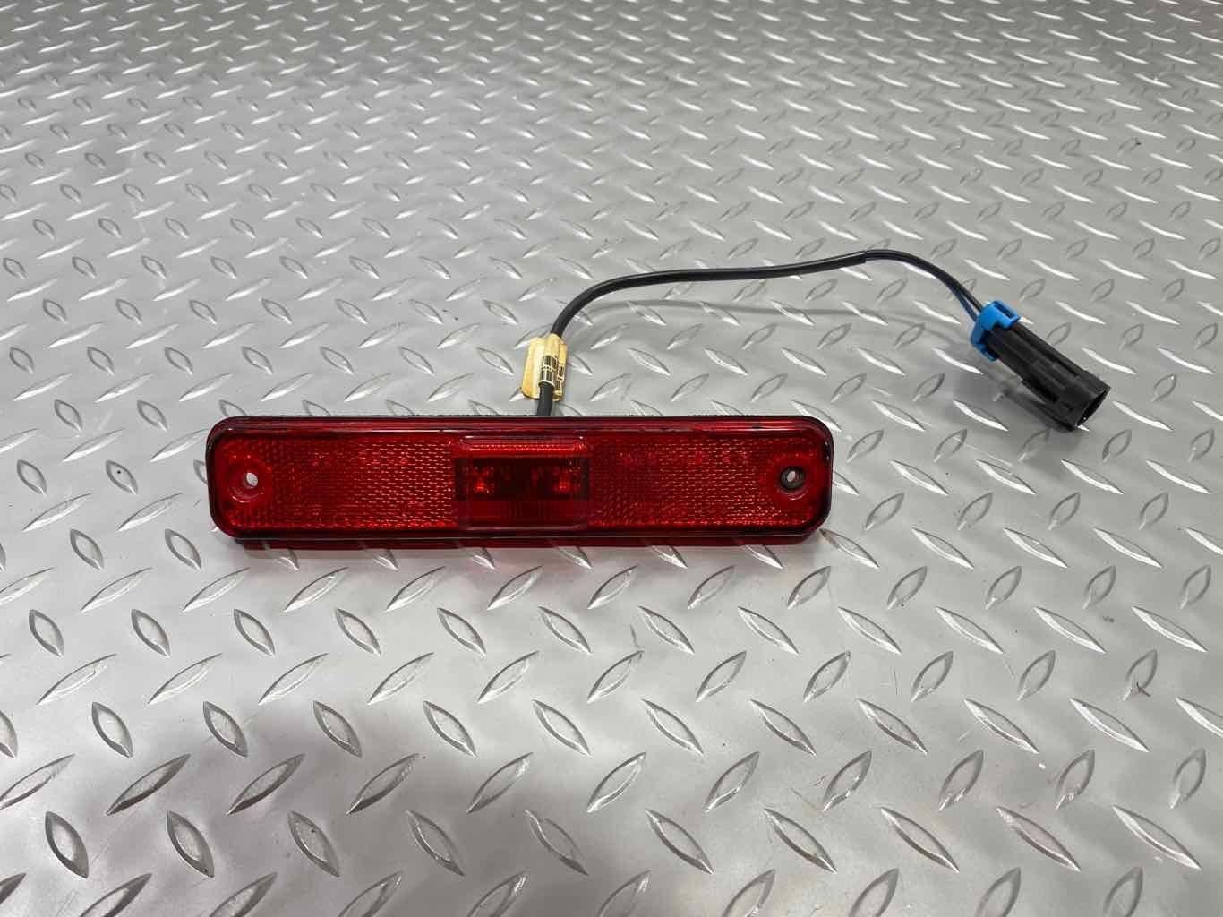 03-09 Hummer H2 Left LH Rear Red LED Side Marker Light/Lamp OEM Tested