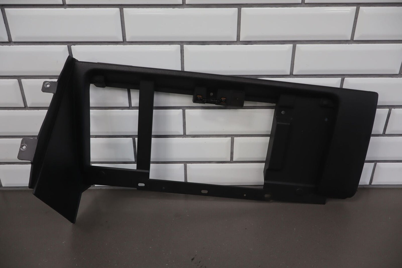 05-07 Hummer H2 OEM Glove Box Door & Surround Ebony (482) See Photos