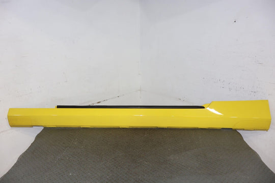 14-15 Chevy Camaro SS Left LH Driver Rocker Moulding (Bright Yellow G7D)