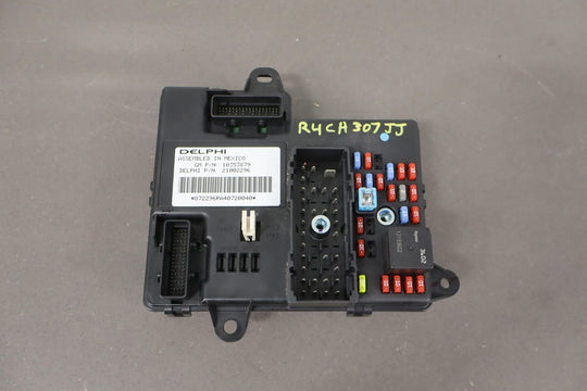 04 Cadillac XLR (RH Dash Location) Body Control Module BCM