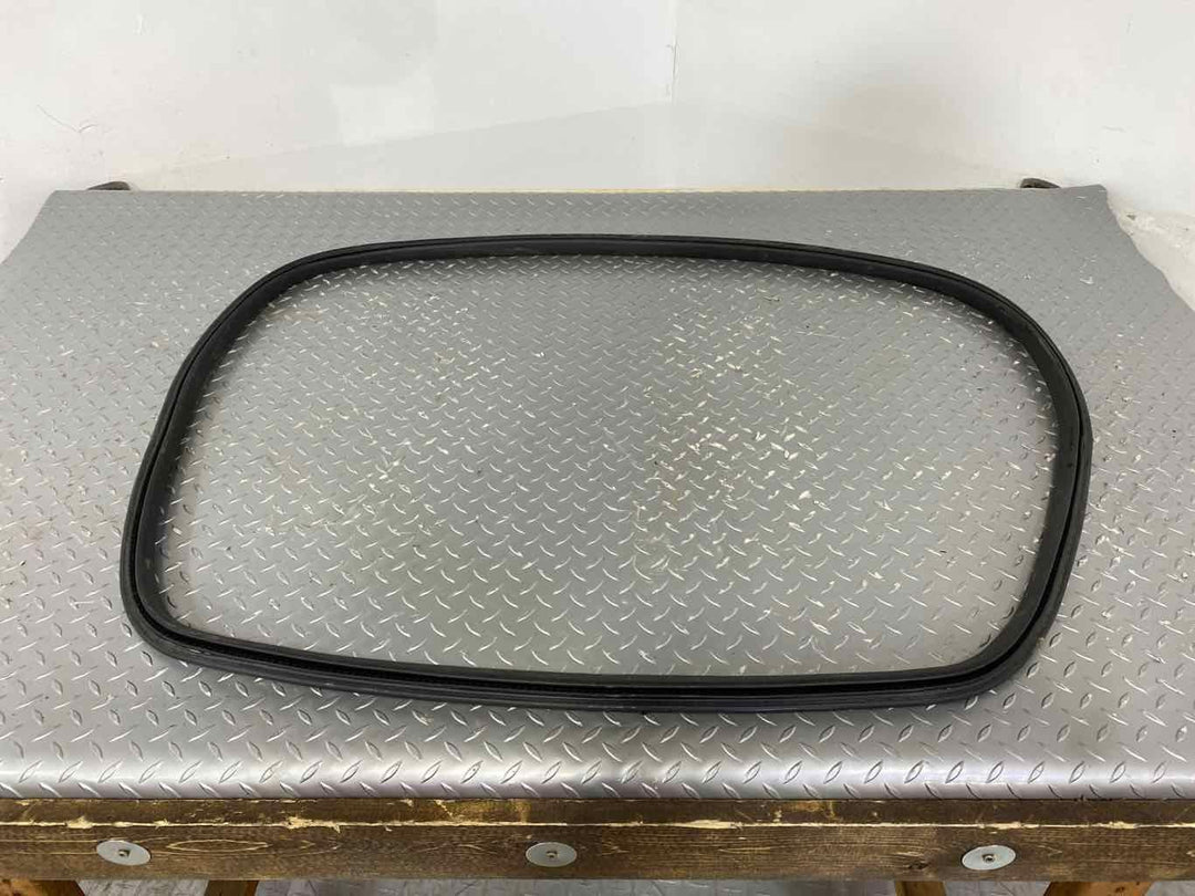 06-10 Bentley Continental GTC Convertible Trunk Weather Stripping Gasket Seal