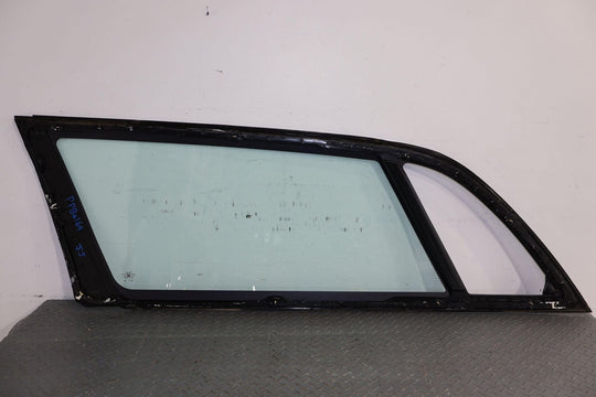 91-96 Buick Roadmaster Wagon Right Rear Quarter Glass/Window W/Vent (Bad Hinge)