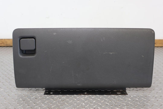 03-07 Chevy Silverado 1500 Interior Glove Box Compartment (Dark Charcoal 69i)