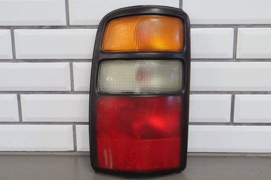 04-06 Chevy Tahoe / Suburban OEM Tail Lights (Pair Left/Right)