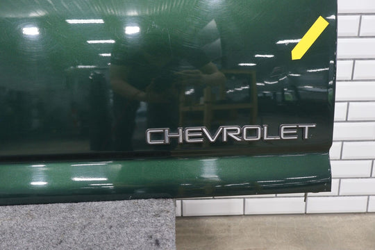 99-06 Chevy Silverado Sierra Rear Tailgate (Dark Green 47U) Appears Resprayed