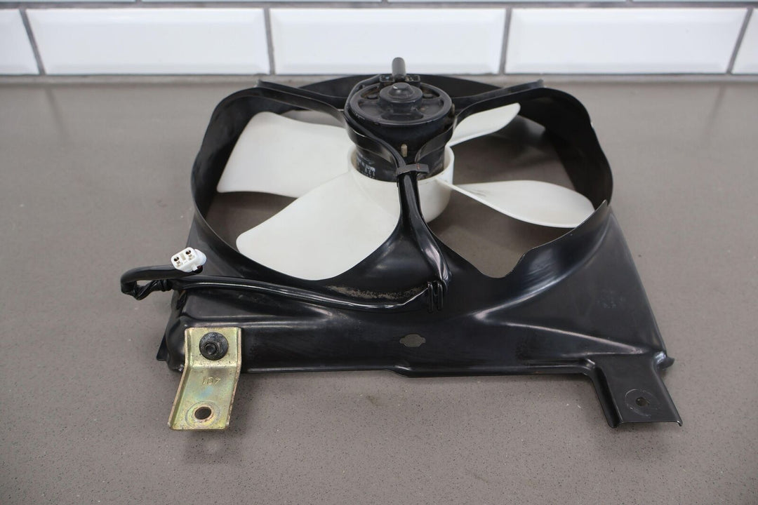 99-05 Mazda Miata NB 1.8L Right RH Engine Cooling Fan W/ Shroud (Tested) 104K