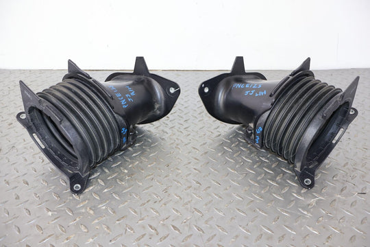 20-22 Chevy C8 Corvette Stingray Pair LH&RH Air Intake Ducts 84845501 & 84845502