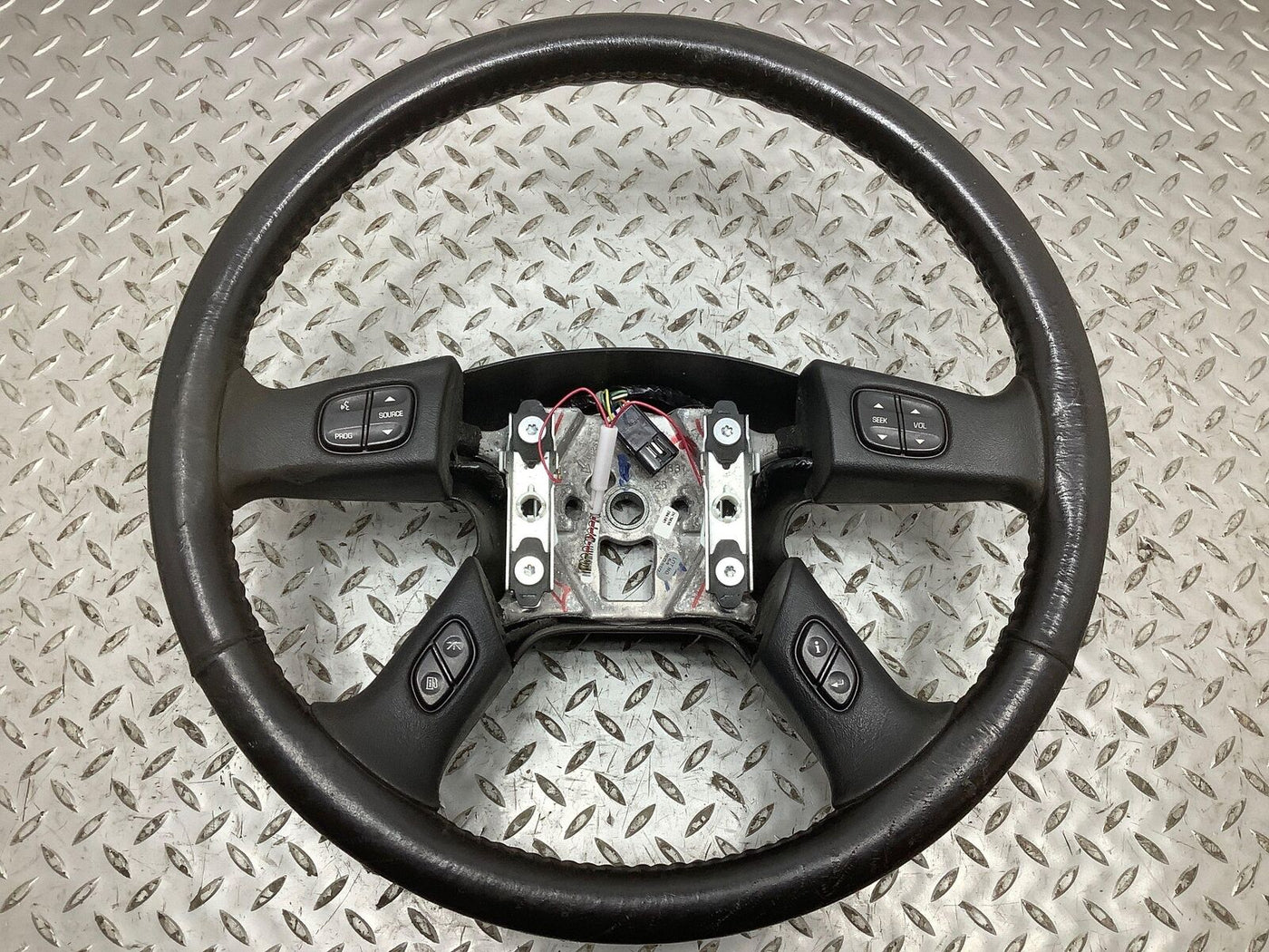 03-07 Hummer H2 OEM Leather Steering Wheel (Ebony 48I) See Notes