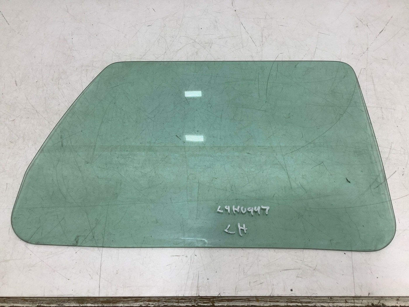 03-09 Hummer H2 Driver Left Front Door Glass / Window OEM