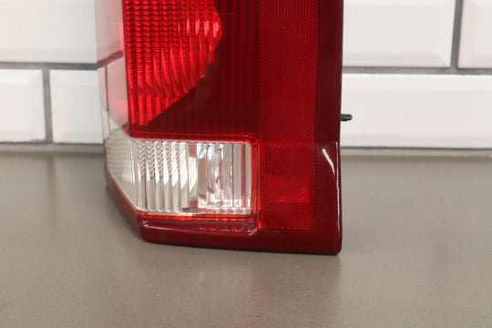 02-06 Cadillac Escalade Short WB Rear Right RH Tail Light Lamp (Tested) OEM