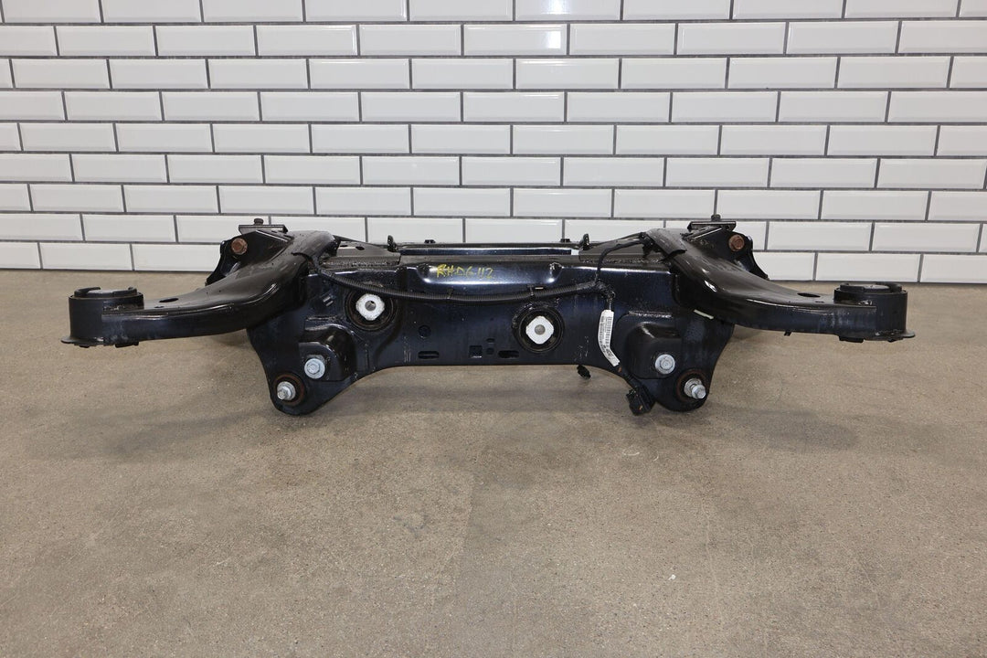 17-23 Dodge Challenger R/T Rear 6.4L Bare Undercarriage Crossmember (91K)