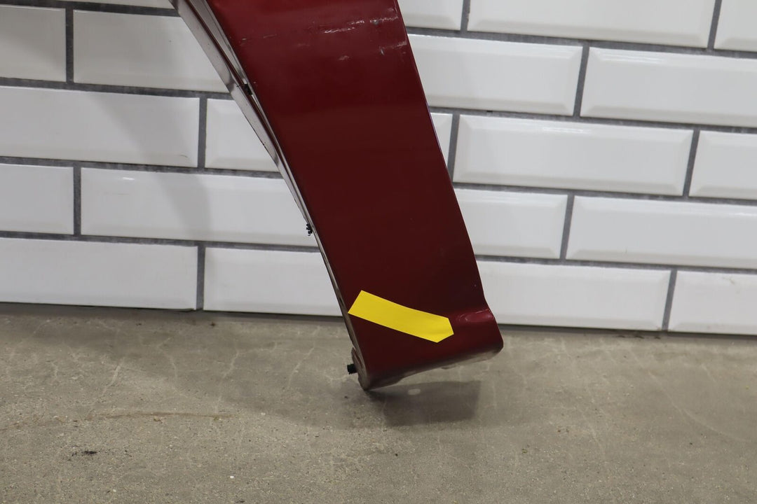 00-06 GMC Yukon Sierra GMT800 Driver Left Fender (Sport Red 63U)