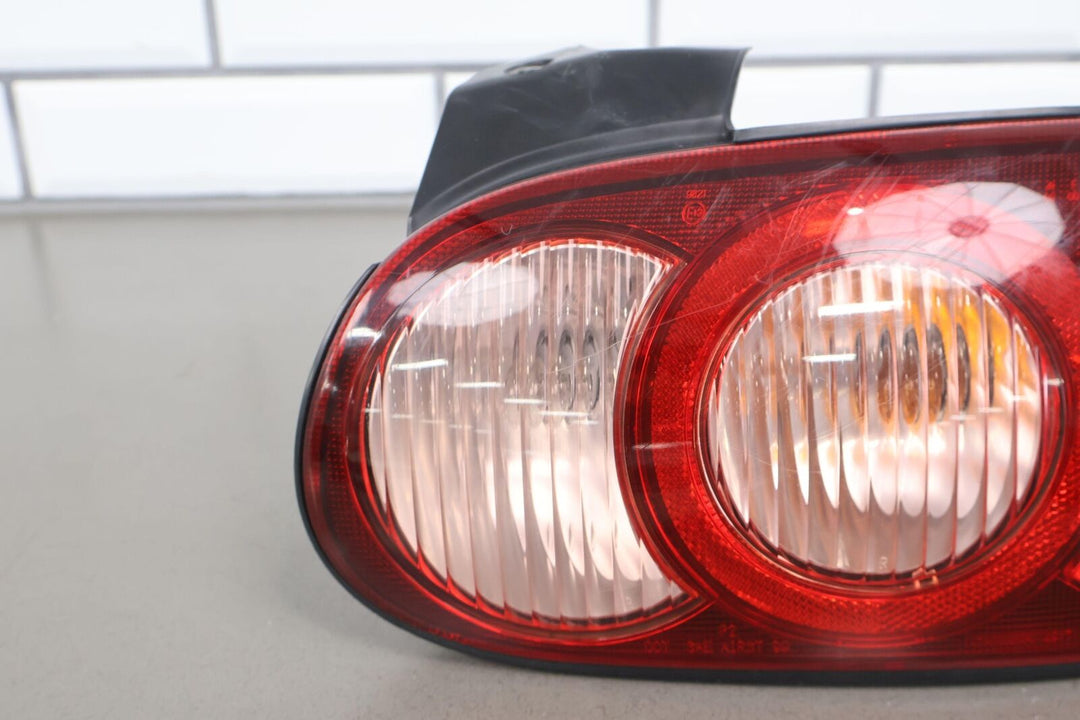 01-05 Mazda Miata NB Rear Right RH Tail Light Lamp (Damage See Photos) Tested