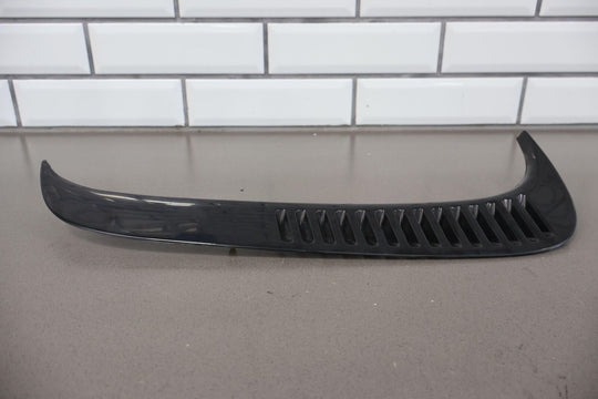 96-97 Lexus LX450 91-97 Land Cruiser Rear Right Quarter Window Exterior Trim