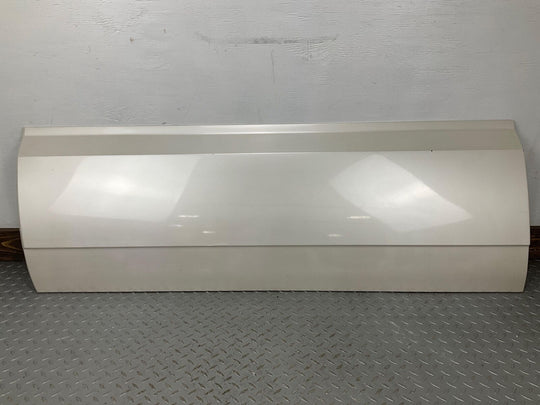 02-06 Cadillac Escalade EXT Pickup Left Front Door Moulding (White Diamond 98U)