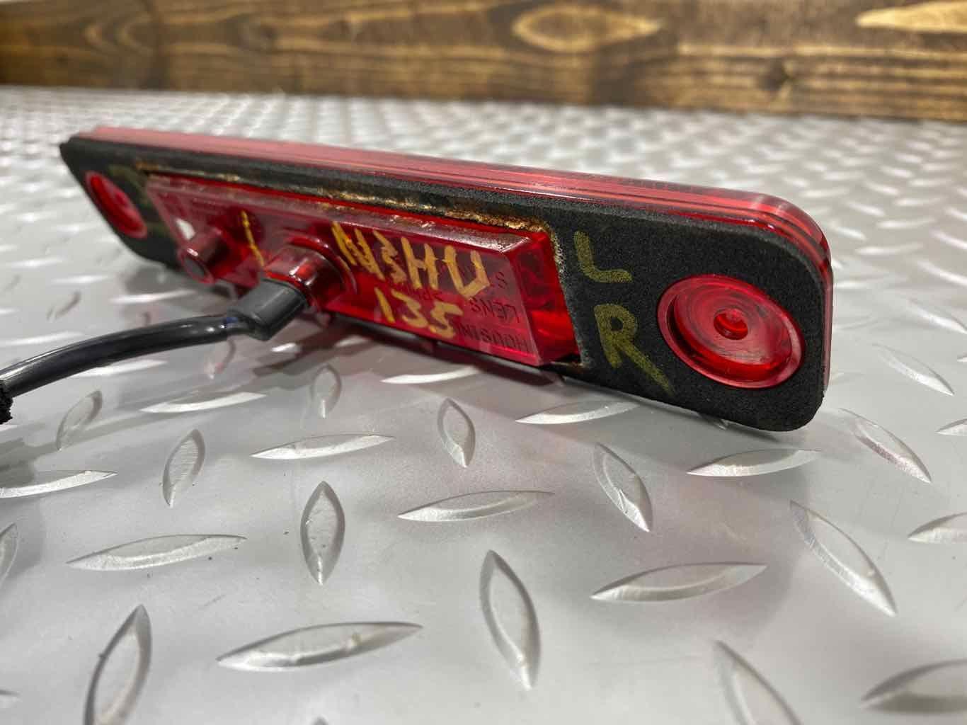 03-09 Hummer H2 Rear Left (Quarter Mount) Red LED Side Marker Light OEM Tested