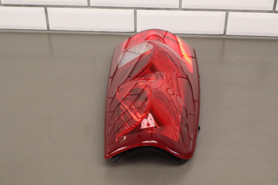 03-07 Chevy Silverado Left LH Driver Tail Light OEM GM