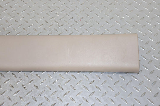 03-06 Chevy Suburban/Yukon Interior Hatch Upper Trim Panel (Neutral Tan 522)