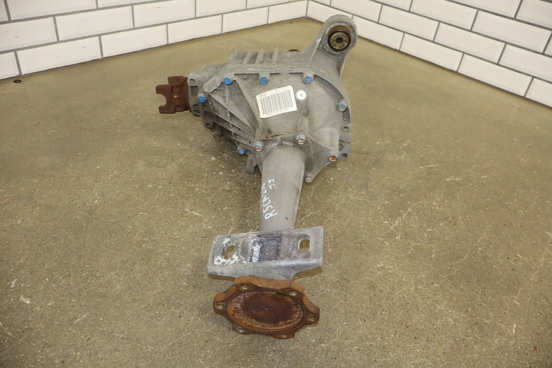 02-06 Cadillac Escalade / Yukon Denali Front Differential Carrier (3.73 GT4)