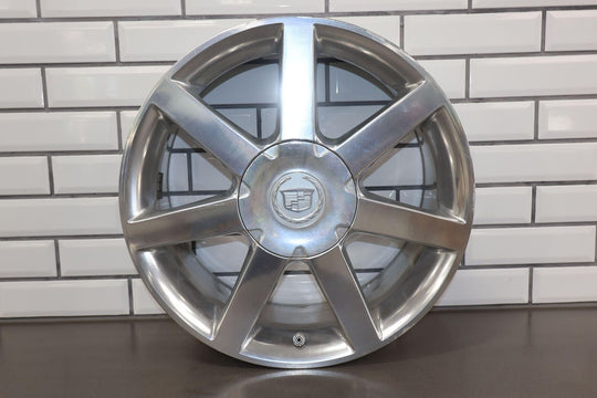 04-08 Cadillac XLR OEM 18x8 Chrome 7 Spoke Wheel with Center Cap (Curb Rash)