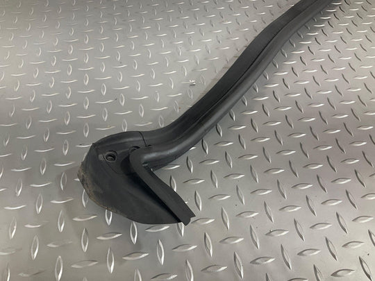 08-14 Ferrari California Rear Upper Trunk Weather Stripping Seal (86718900)