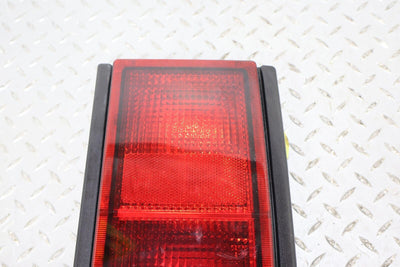 05-09 Hummer H2 SUV Late Model Right RH Tail Light Lamp (Red/Clear) Tested