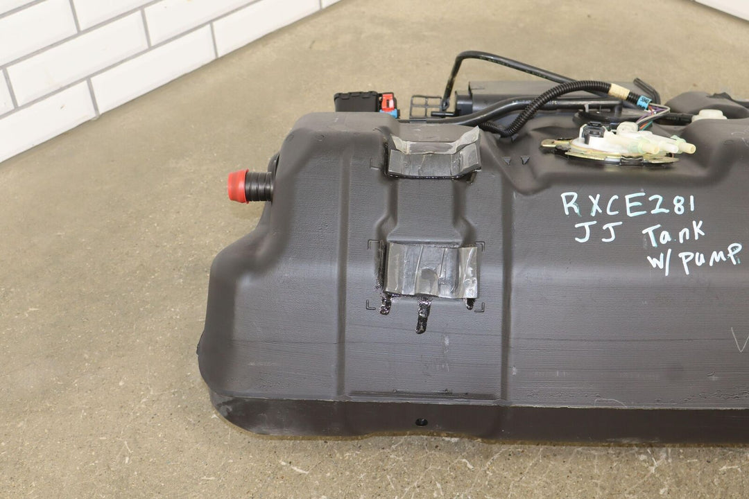 99-020 Chevy Camaro LS1 V8 OEM Fuel/Gas Tank with Pump 93K Tested