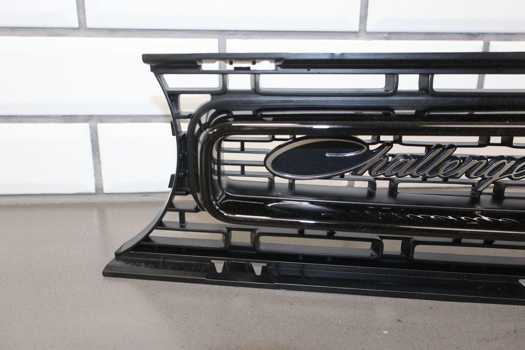 15-23 Dodge Challenger R/T 392 OEM Front Upper Grille (Black) See Photos