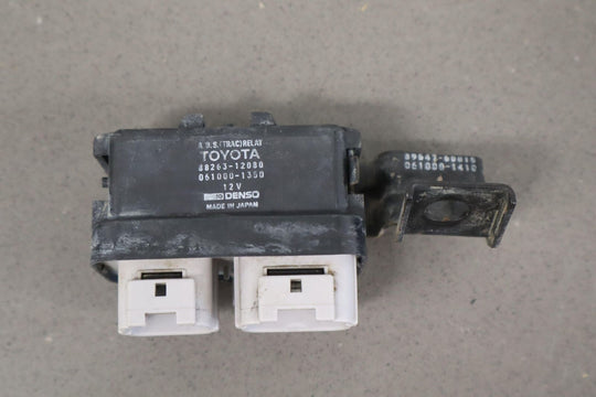 93-97 Toyota Land Cruiser ABS Traction Relay 88263-12080