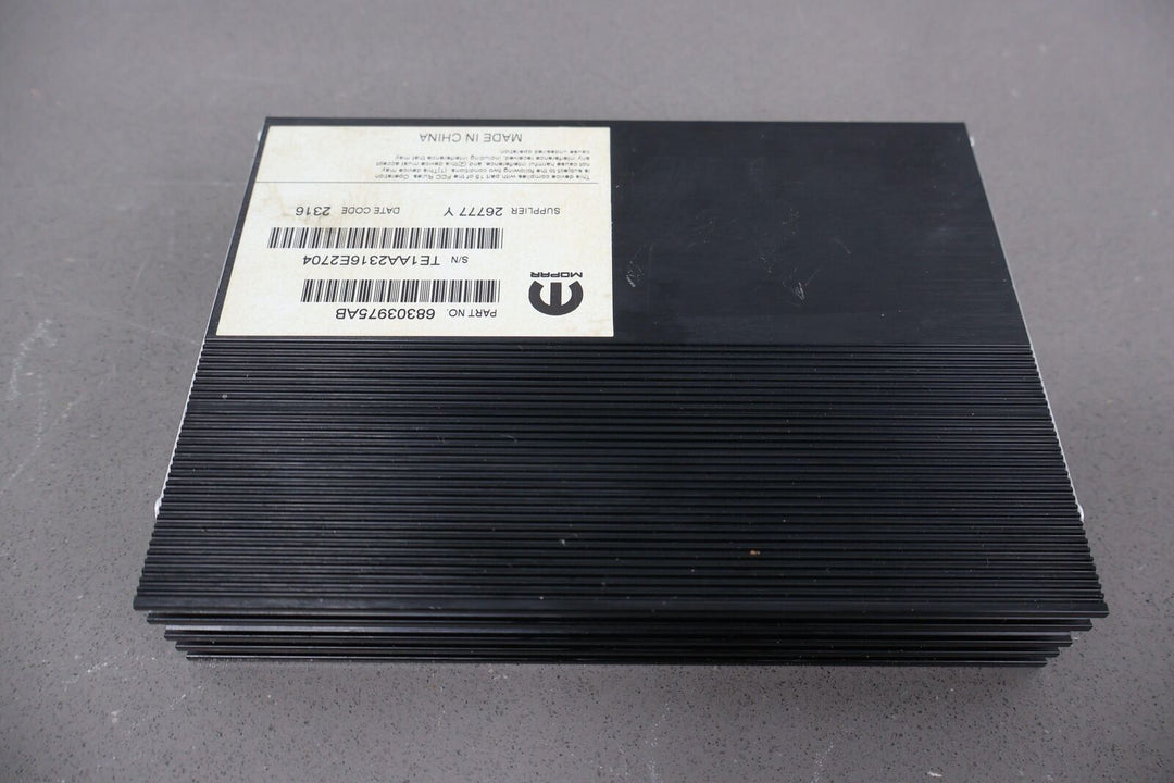 17-23 Dodge Challenger OEM 276 Watt Radio Amplifier Amp (68303975AB) Opt RD7