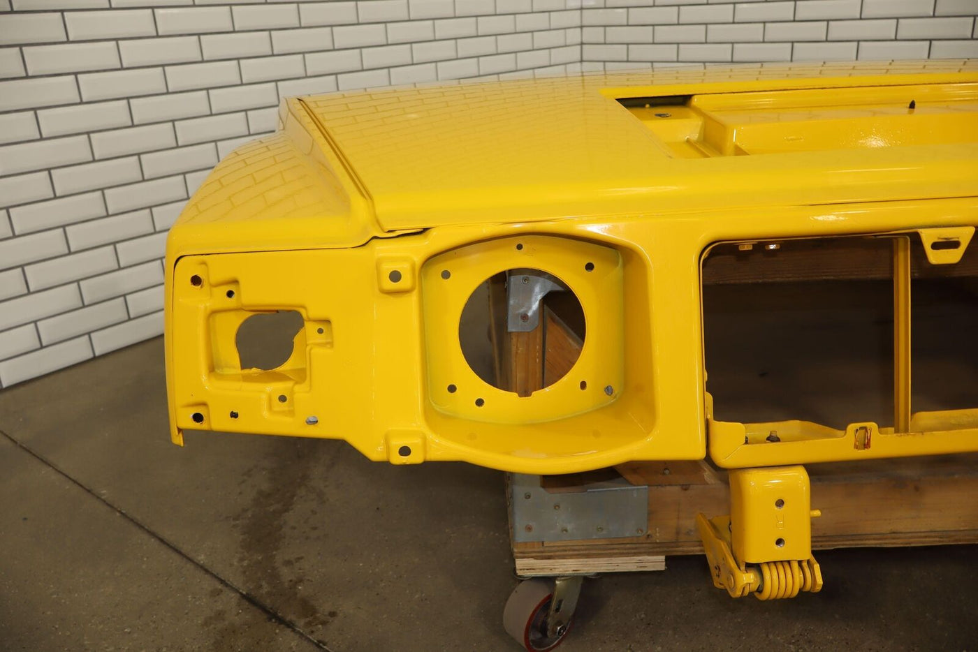 03-07 Hummer H2 Bare OEM Hood Yellow (43U) W/Attached Flares *See Photos*