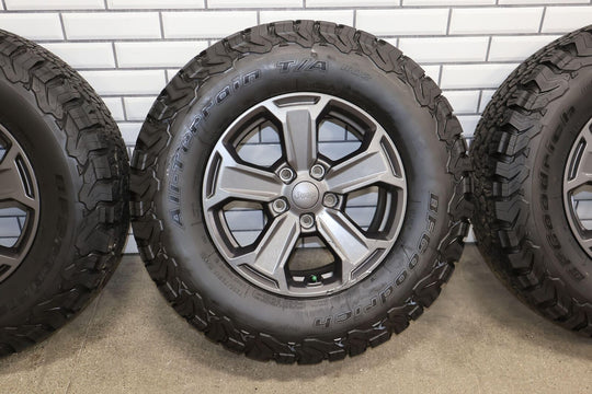 07-18 Jeep Wrangler Rubicon 17x7.5 OEM Wheels Set of 5 W/ BF Goodrich AT Tires