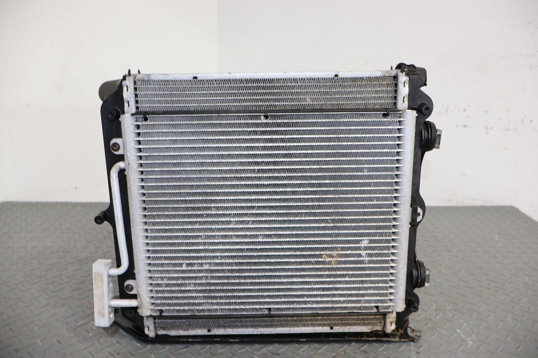 99-05 Porsche 911 996 Carrera 97-04 Boxster Left LH Front Radiator & Cooling Fan