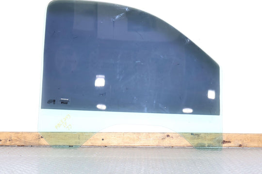 07-13 Silverado/Avalanche/Tahoe/Sierra/Yukon Front Left Door Window (Self Tint)