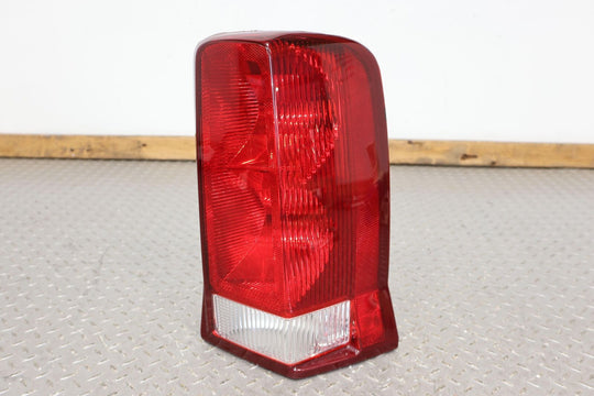 03-06 Cadillac Escalade Long Wheel Base Rear Right RH Tail Light Lamp (Tested)