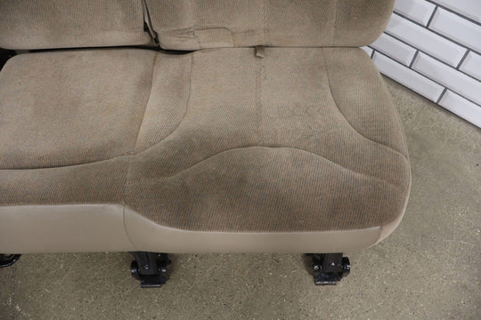 99-02 Sierra Silverado Crew Cab 2500/3500 Cloth 2nd Row Seat (Neutral 52D)