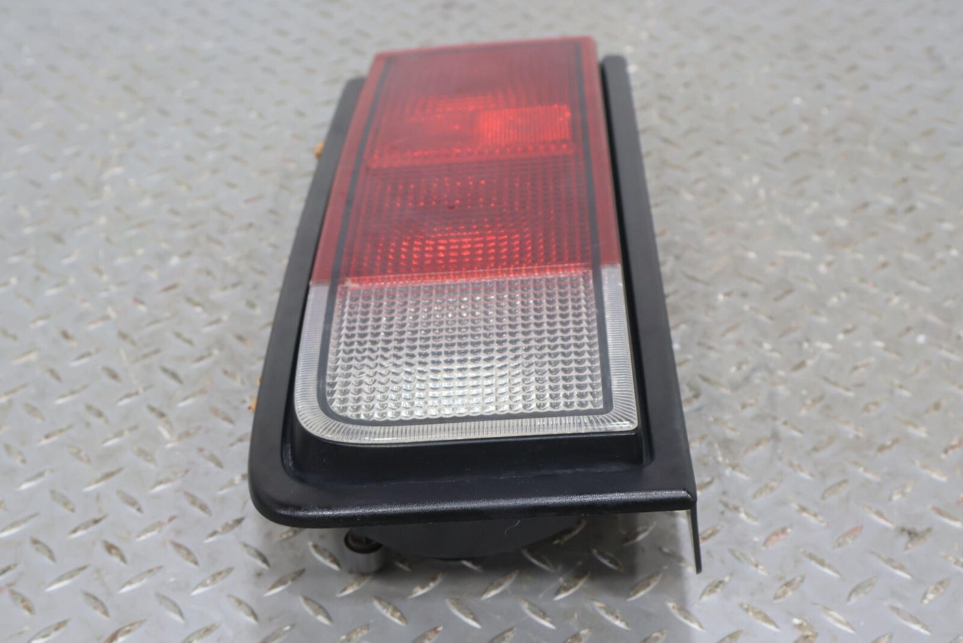 05-09 Hummer H2 Left LH Driver Tail Light Lamp OEM (SUV) Tested See Notes