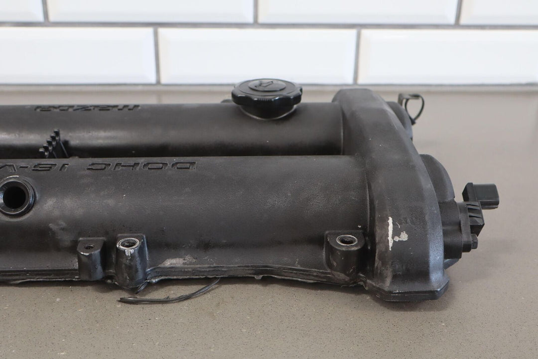 99-00 Mazda Miata NB 1.8L OEM Valve Cover