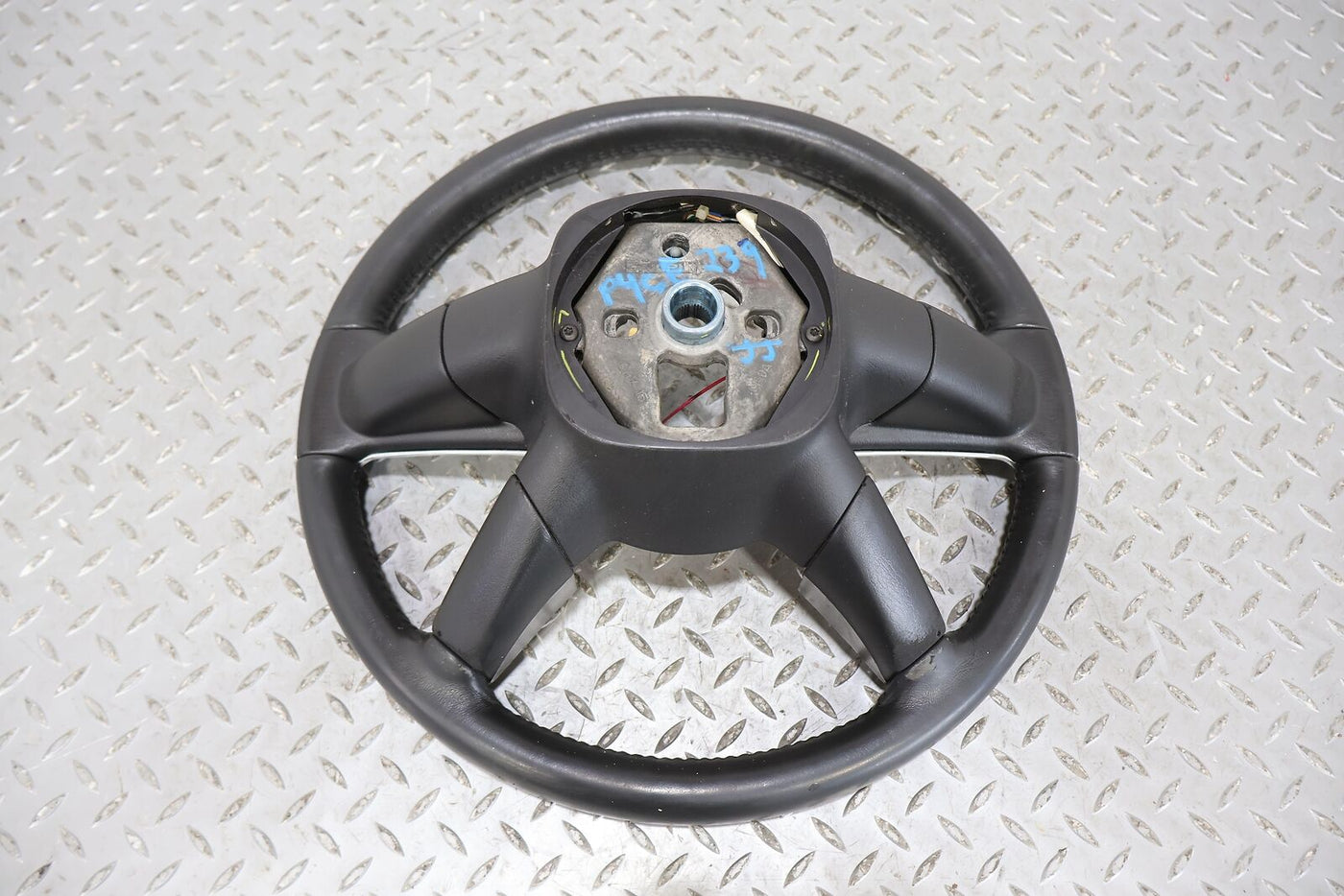 03-06 Chevy SSR Driver Leather Steering Wheel W/ Switches (Black/Silver)