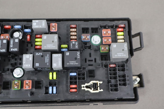 2012-2015 Chevy Camaro SS Underhood Engine Fuse Box