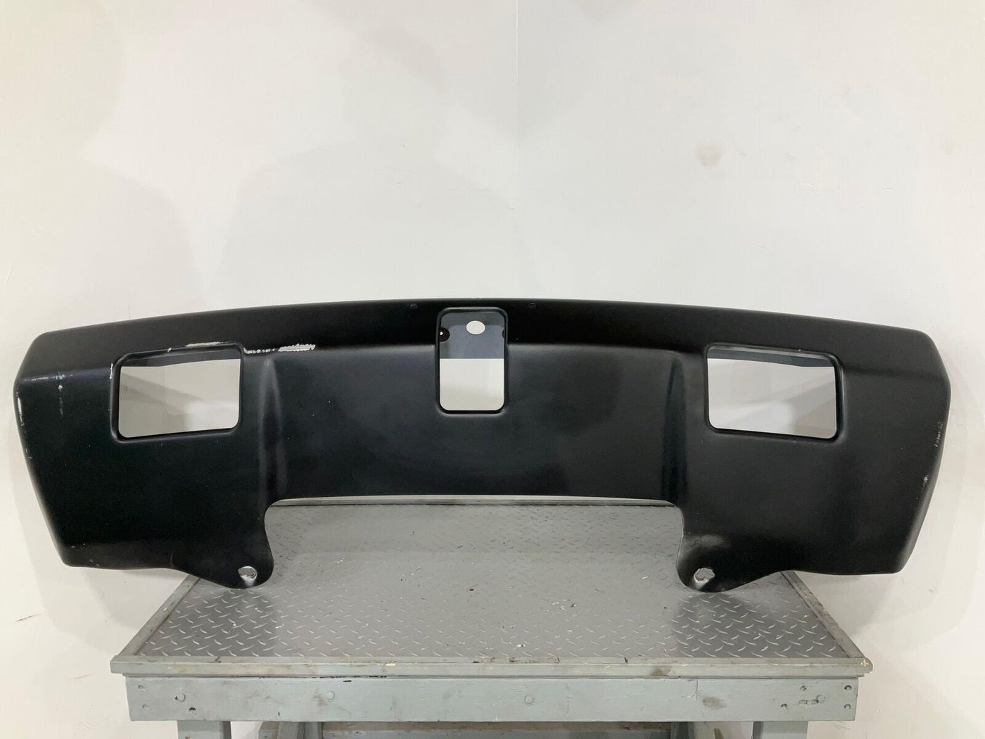 03-09 Hummer H2 Front Metal Bumper BARE (Black) Some Surface Abrasions & Rust