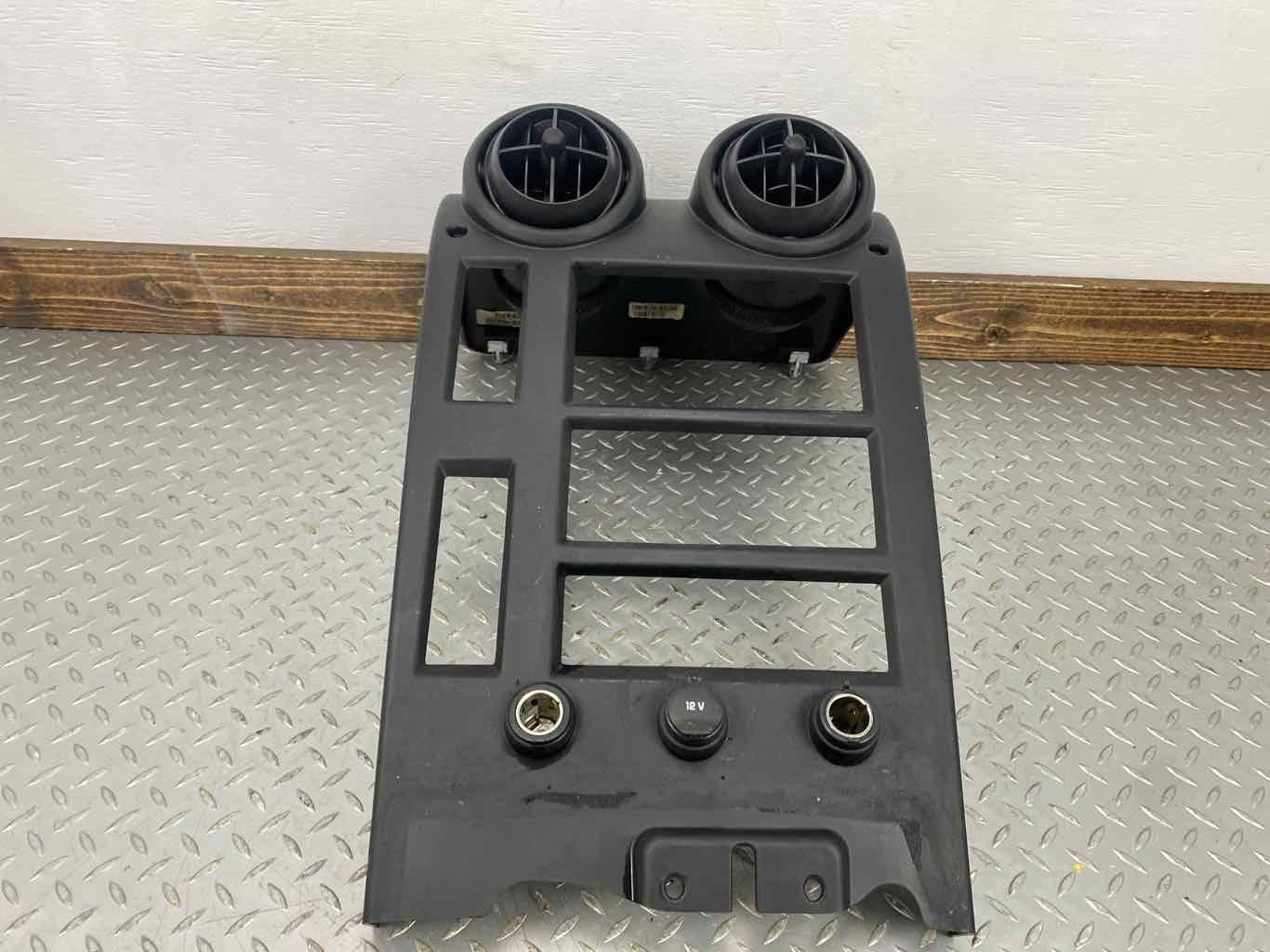 03-07 Hummer H2 Radio / Climate Control Bezel W/ Vents (Ebony 48I) See Notes