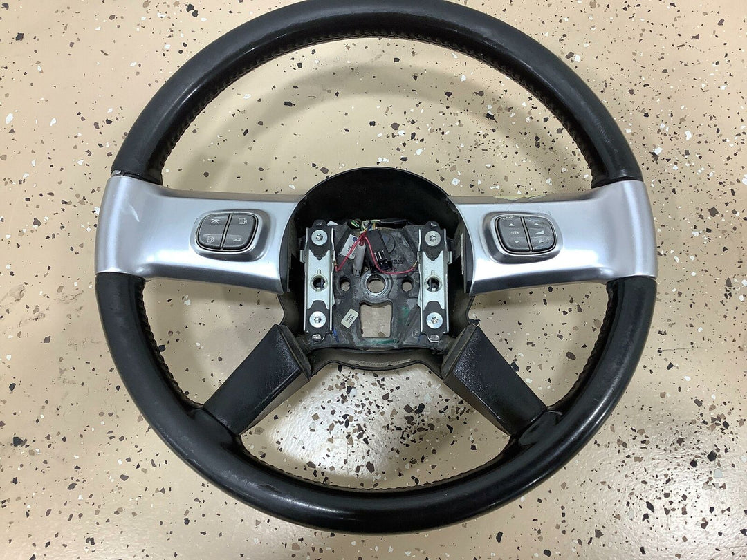 03-06 Chevy SSR Driver Leather Steering Wheel (No Bag)