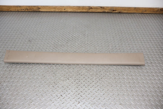 03-06 Chevy Suburban/Yukon Interior Hatch Upper Trim Panel (Neutral Tan 522)